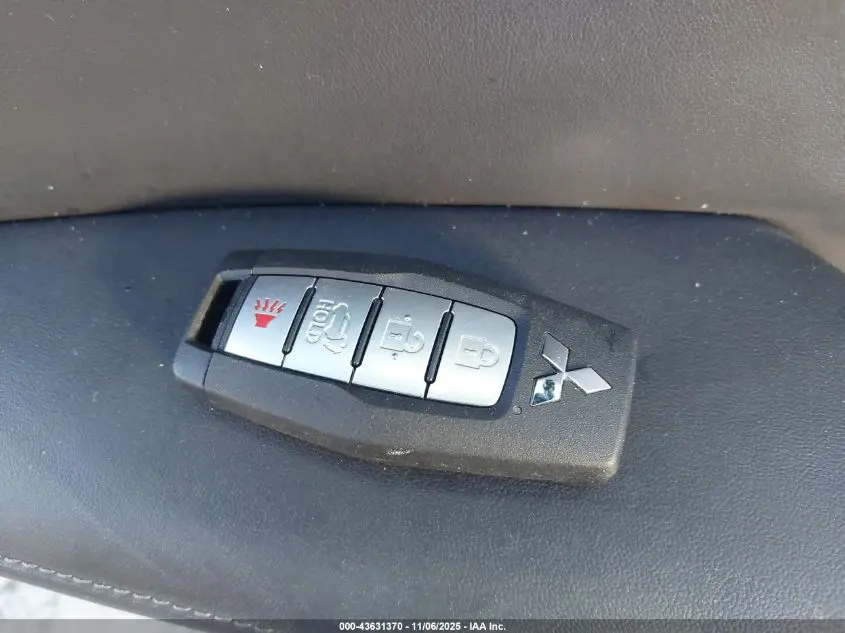 2024 MITSUBISHI OUTLANDER SE 2.5 2WD