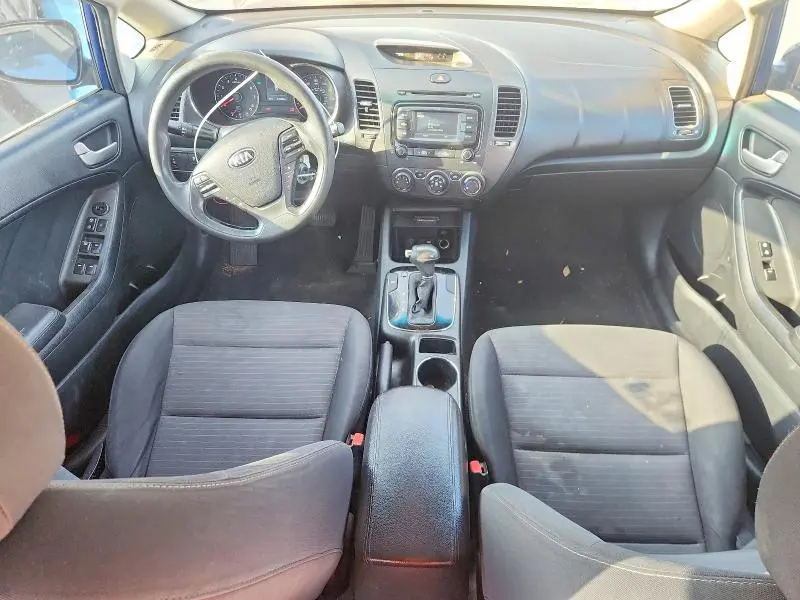 2017 KIA FORTE LX  