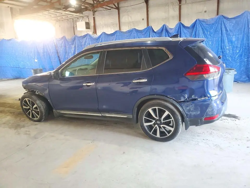 2017 NISSAN ROGUE SL  