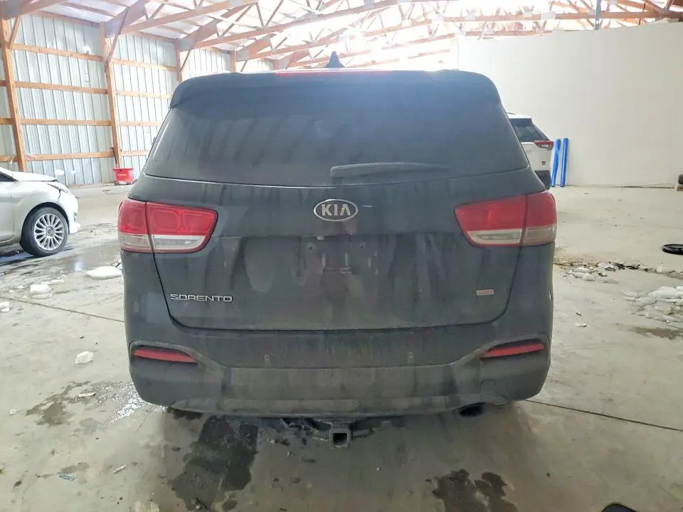 2016 KIA SORENTO LX  