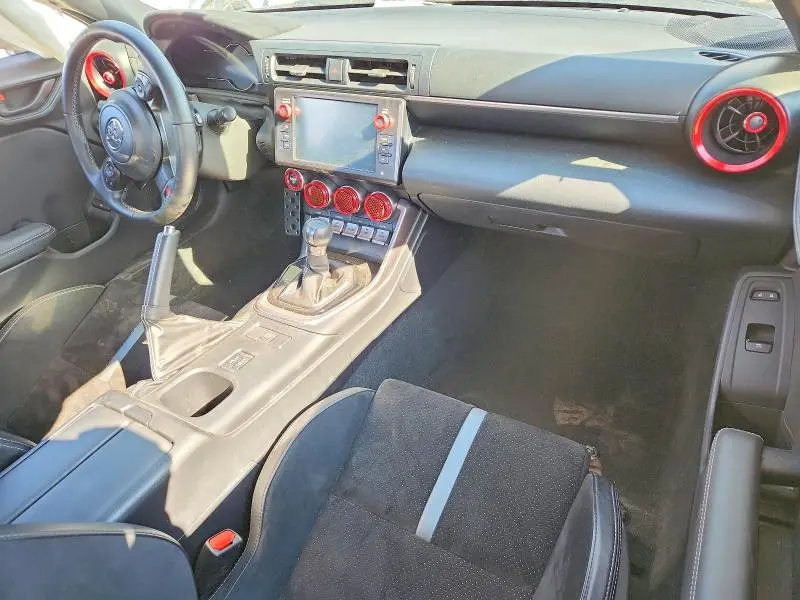 2025 TOYOTA GR 86 PREMIUM  