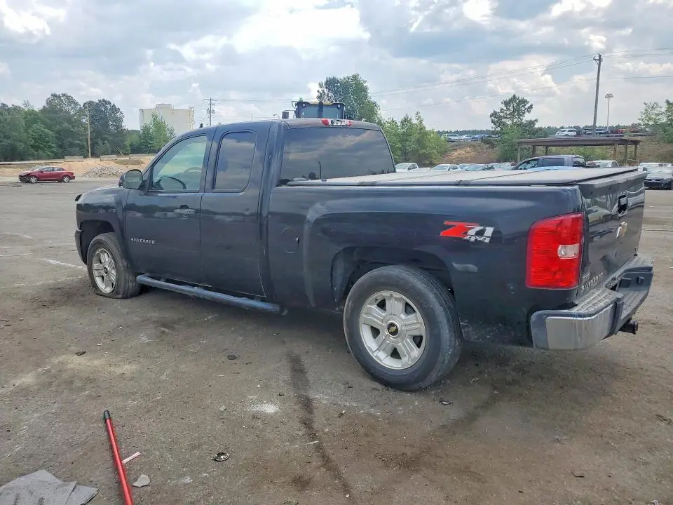 2011 CHEVROLET SILVERADO K1500 LT  