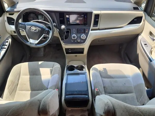 2015 TOYOTA SIENNA LE  