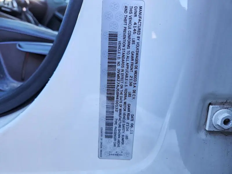 2011 VOLKSWAGEN JETTA SE  