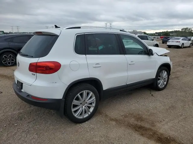 2016 VOLKSWAGEN TIGUAN S  