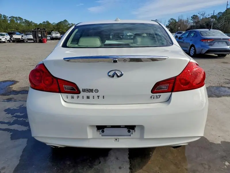 2013 INFINITI G37 BASE  