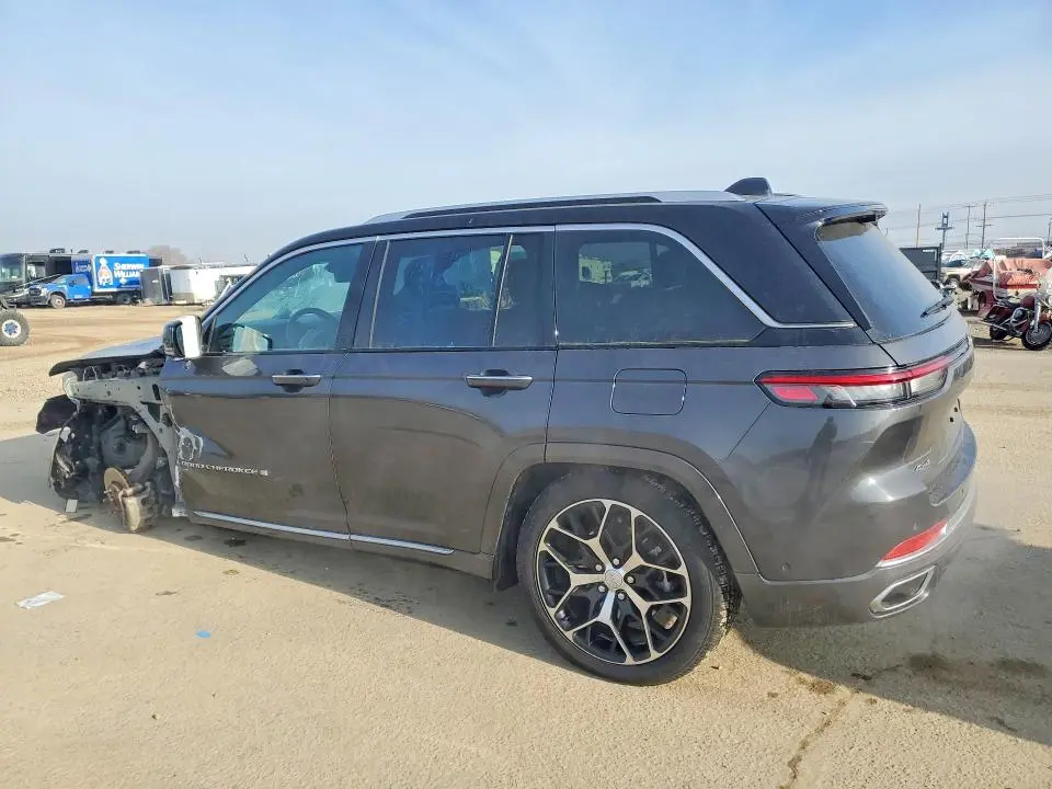 2022 JEEP GRAND CHEROKEE SUMMIT  