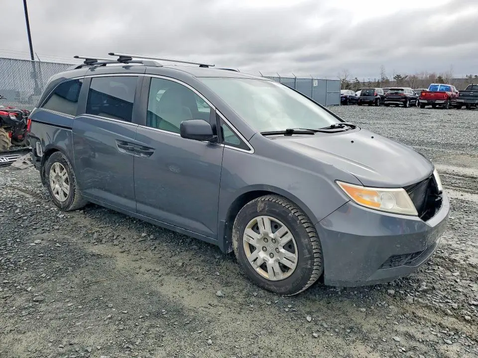 2013 HONDA ODYSSEY LX  