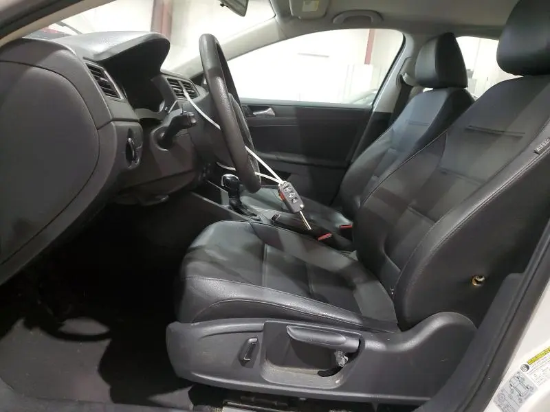 2014 VOLKSWAGEN JETTA SE  