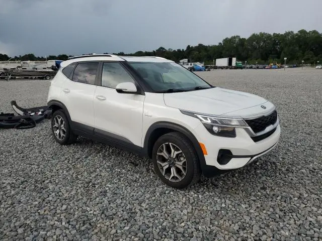 2021 KIA SELTOS EX  