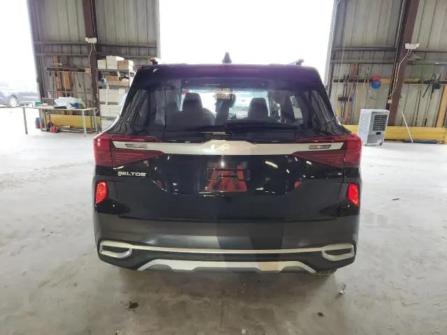 2023 KIA SELTOS S  