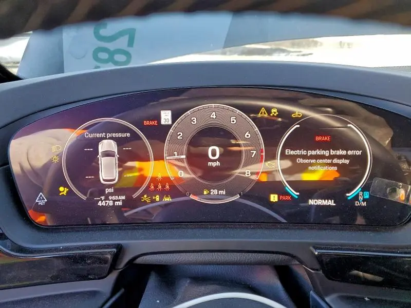 2024 PORSCHE CAYENNE S  
