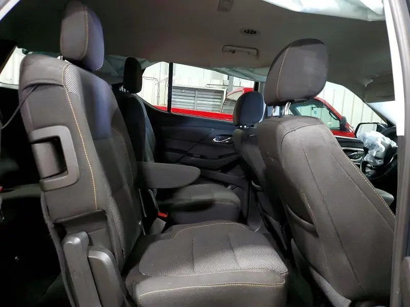 2018 CHEVROLET TRAVERSE LT  