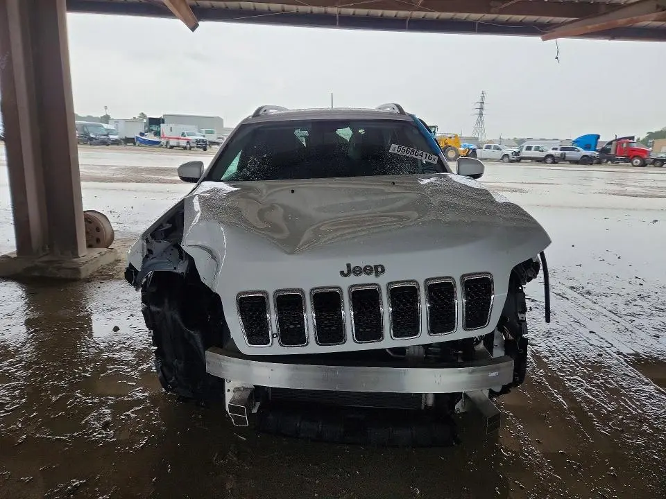 2021 JEEP CHEROKEE LATITUDE PLUS  