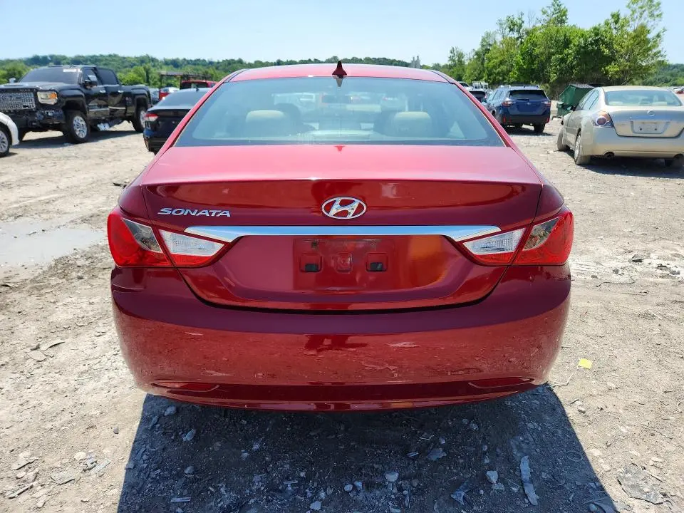 2011 HYUNDAI SONATA GLS  