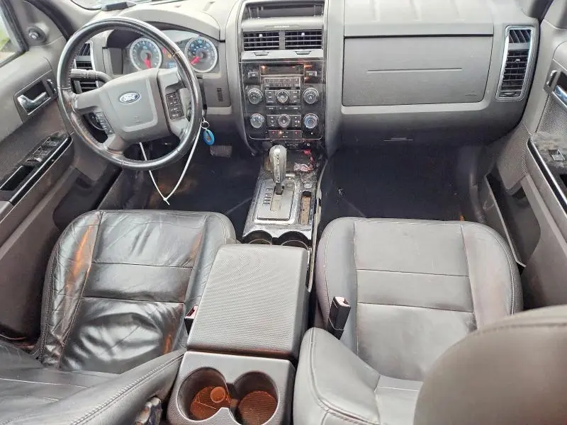 2011 FORD ESCAPE LIMITED  
