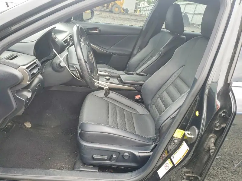 2019 LEXUS IS 300  