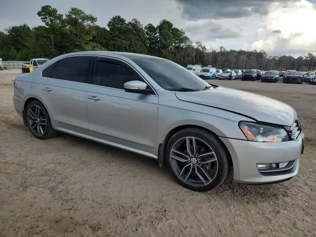 2015 VOLKSWAGEN PASSAT SEL