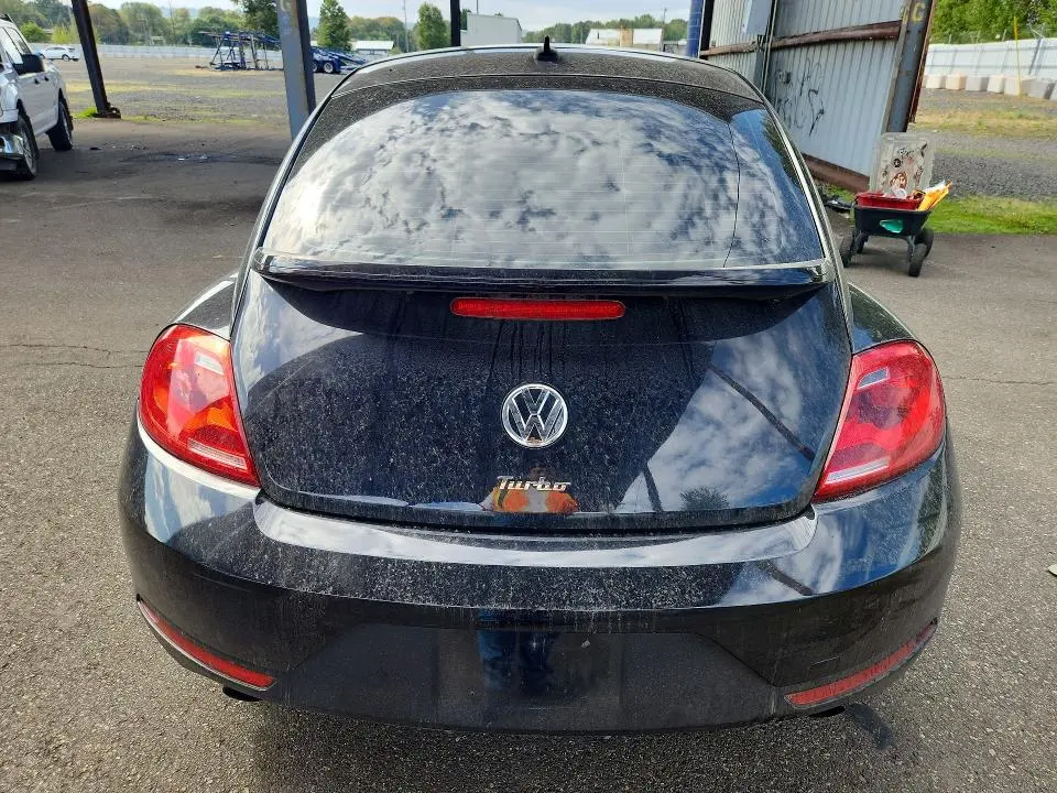 2014 VOLKSWAGEN BEETLE TURBO  
