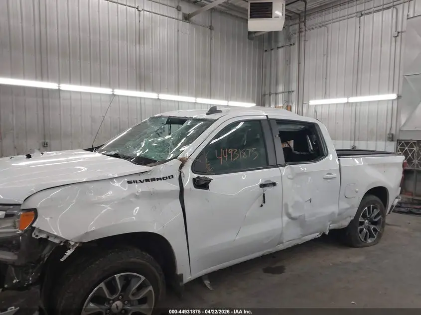 2022 CHEVROLET SILVERADO 1500 4WD  SHORT BED RST