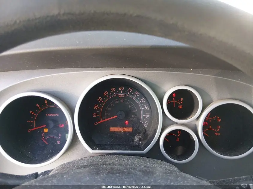 2011 TOYOTA TUNDRA GRADE 5.7L V8
