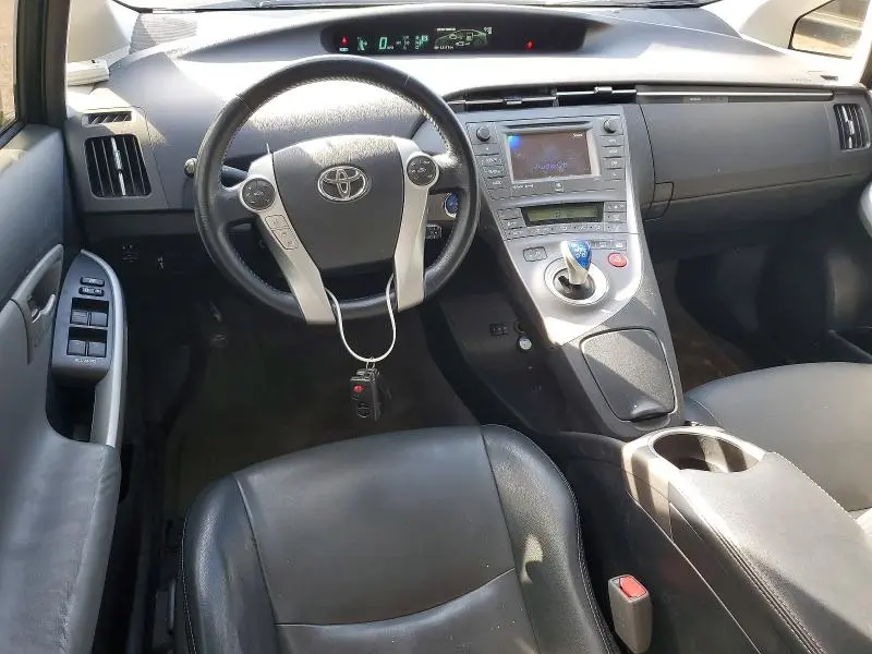 2014 TOYOTA PRIUS   