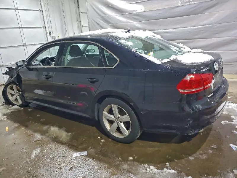 2015 VOLKSWAGEN PASSAT S  