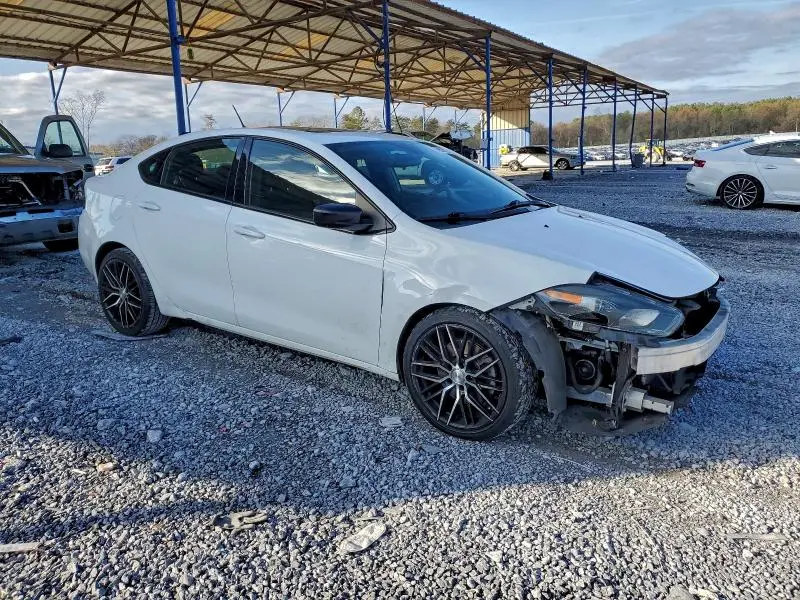 2015 DODGE DART SXT  