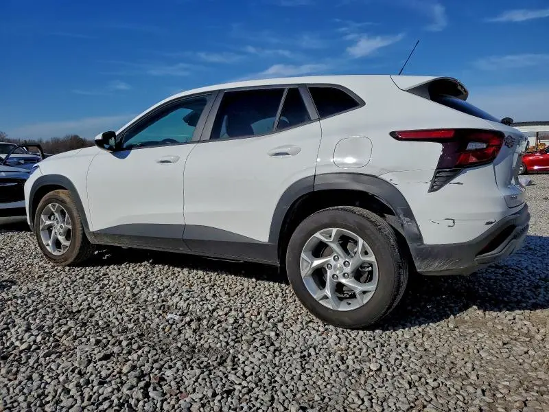 2025 CHEVROLET TRAX LS  