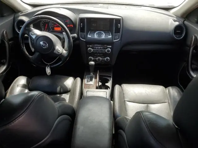 2010 NISSAN MAXIMA S  