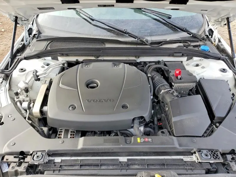 2019 VOLVO S60 T6 R-DESIGN  
