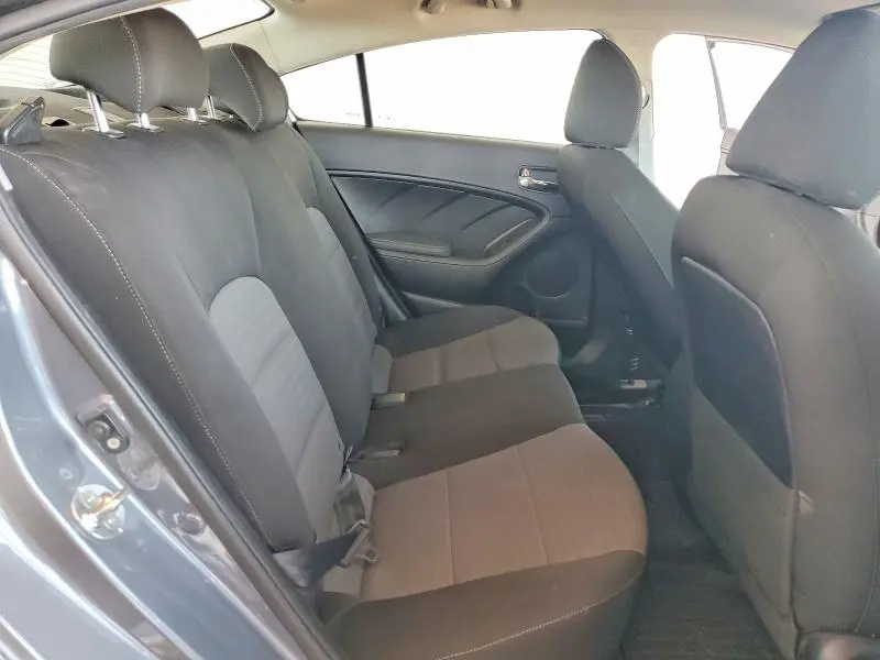 2018 KIA FORTE S  