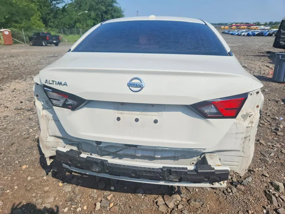 2019 NISSAN ALTIMA S  
