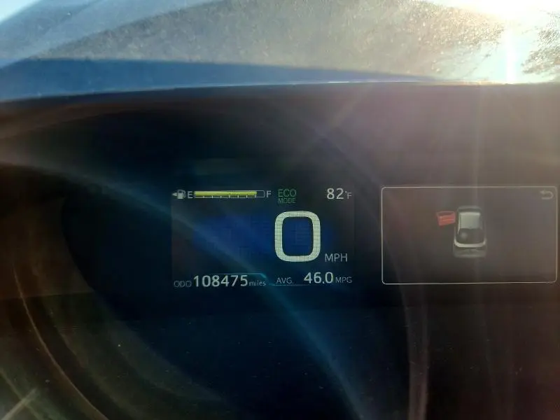 2019 TOYOTA PRIUS XLE  