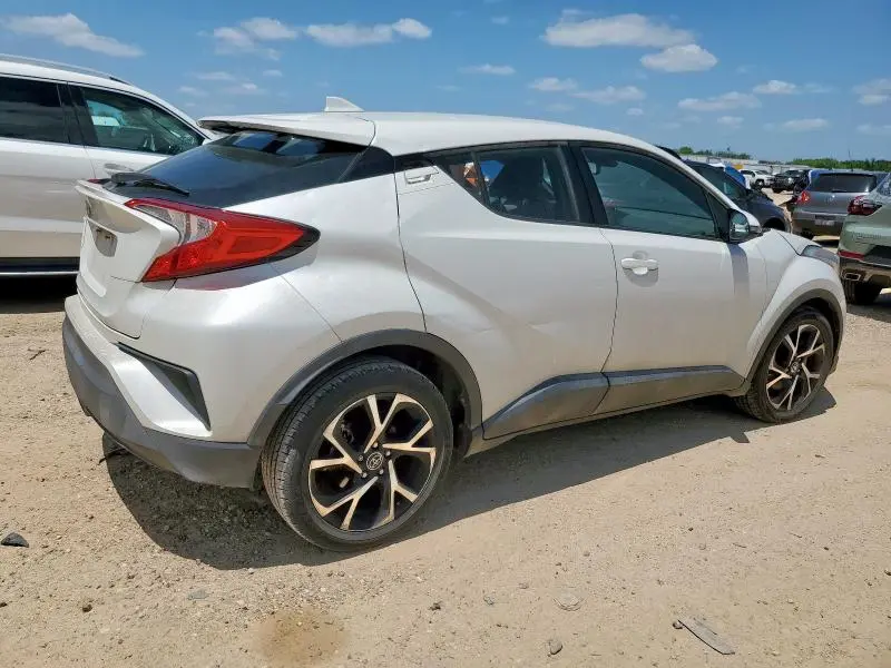 2018 TOYOTA C-HR XLE  