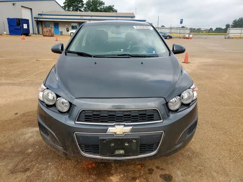 2016 CHEVROLET SONIC LT  