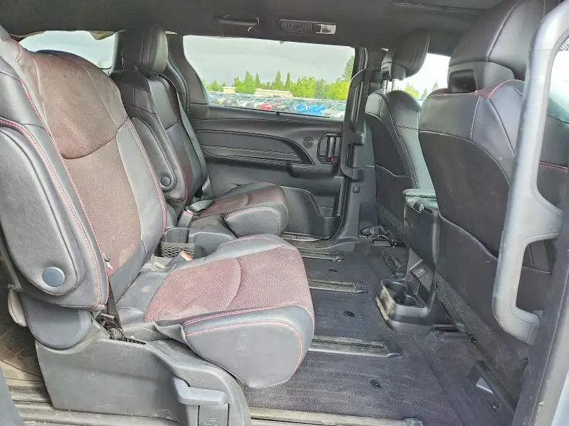 2025 TOYOTA SIENNA XSE 7-PASSENGER  