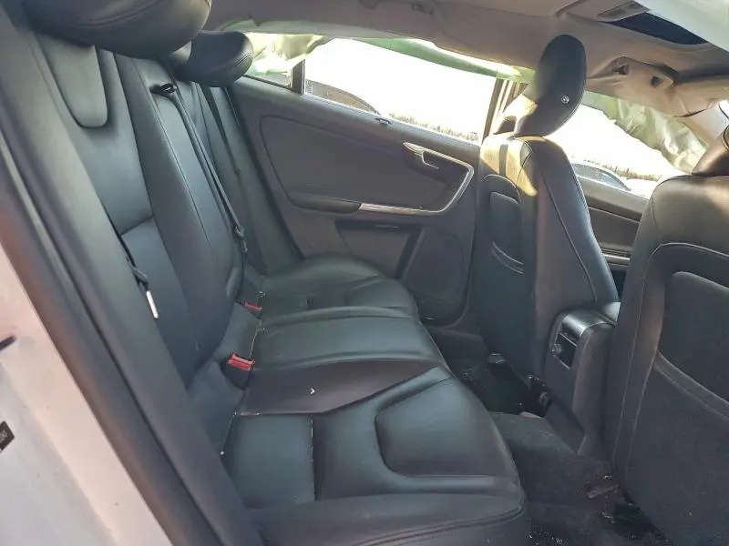2017 VOLVO S60 PREMIER  