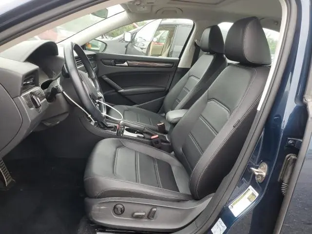 2020 VOLKSWAGEN PASSAT R-LINE  