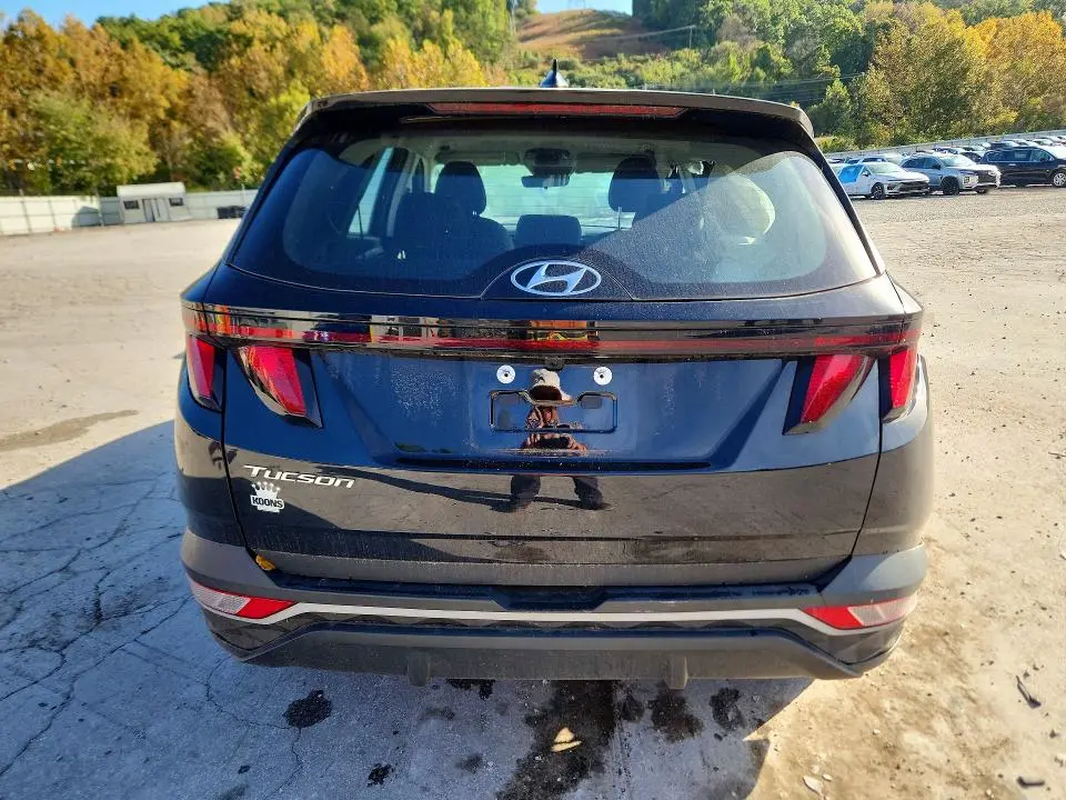 2024 HYUNDAI TUCSON SE  