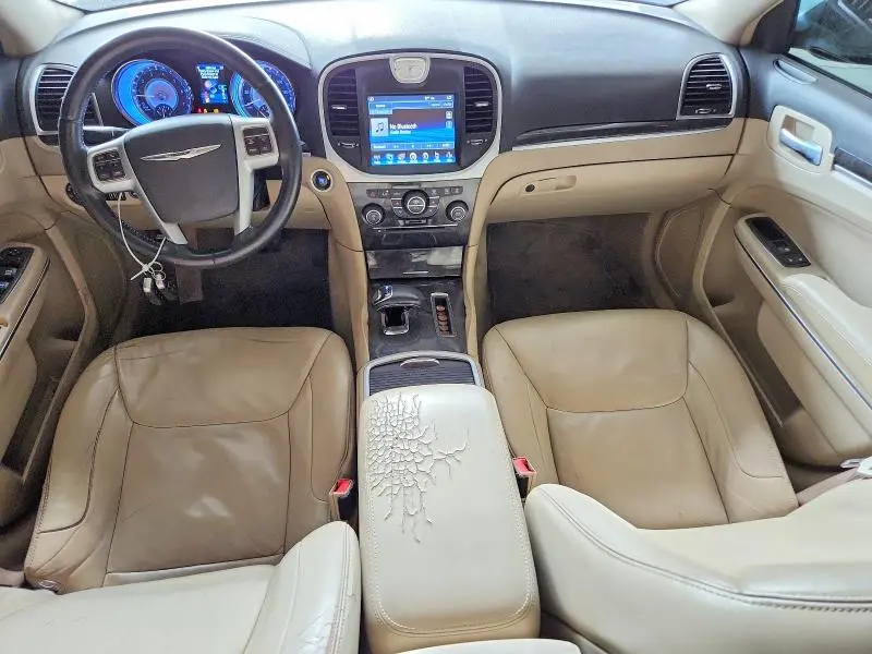 2013 CHRYSLER 300 LIMITED  