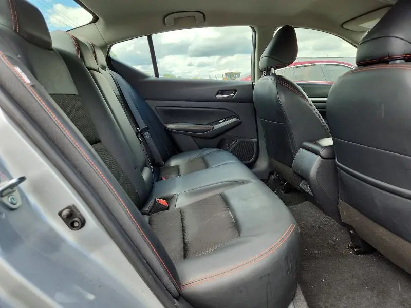 2024 NISSAN ALTIMA SR  