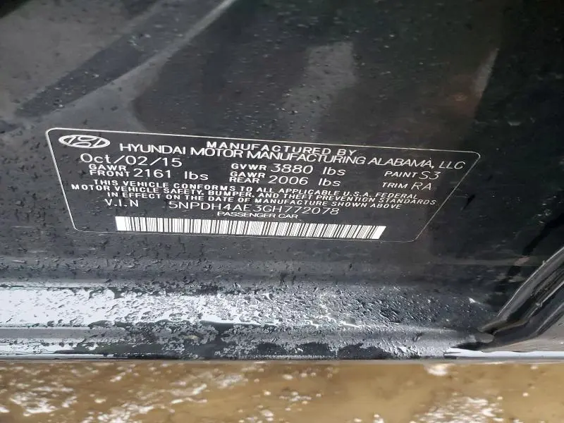 2016 HYUNDAI ELANTRA SE  