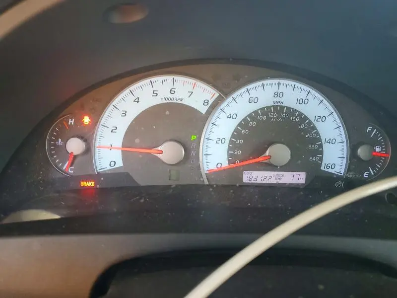 2011 TOYOTA CAMRY SE V6  