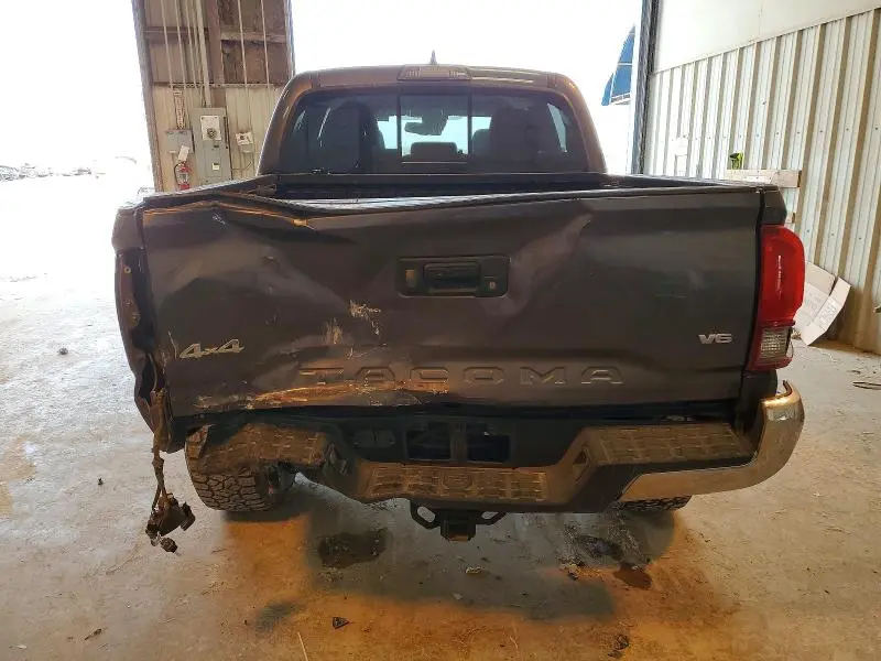 2019 TOYOTA TACOMA SR5 V6  