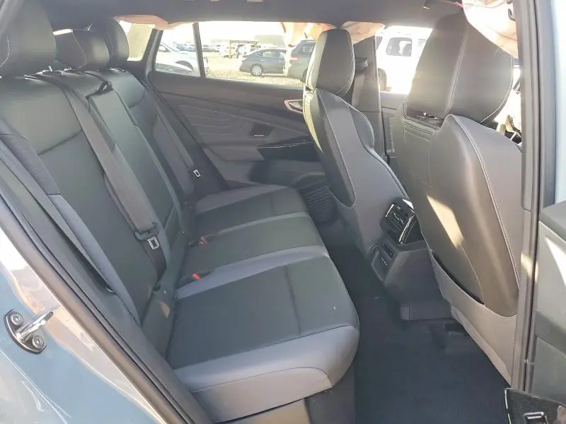 2025 VOLKSWAGEN ID.4 PRO S PLUS  