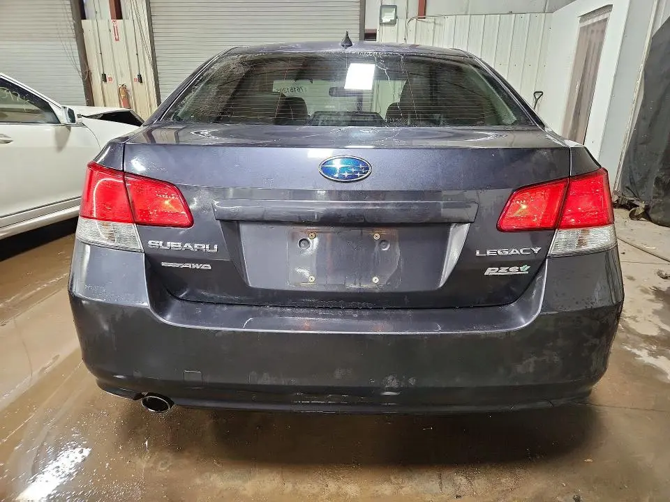 2011 SUBARU LEGACY   