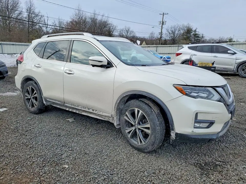 2017 NISSAN ROGUE S  