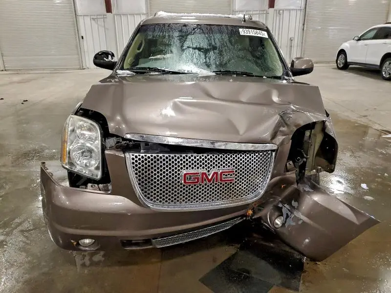 2013 GMC YUKON XL DENALI  