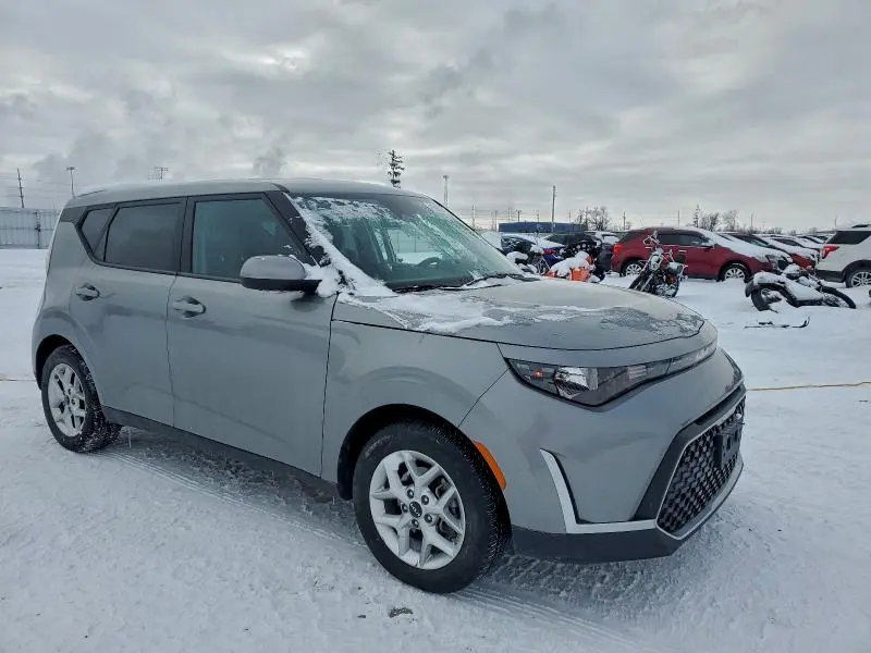 2023 KIA SOUL LX  